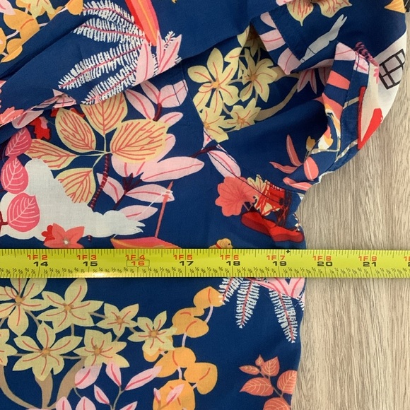 J. McLaughlin Along the Coast Lois Blouse Golden Retriever Doodle Dogs Small - Picture 8 of 12